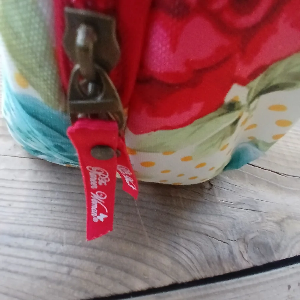 The Pioneer Woman Red and Blue Floral Baby Bag